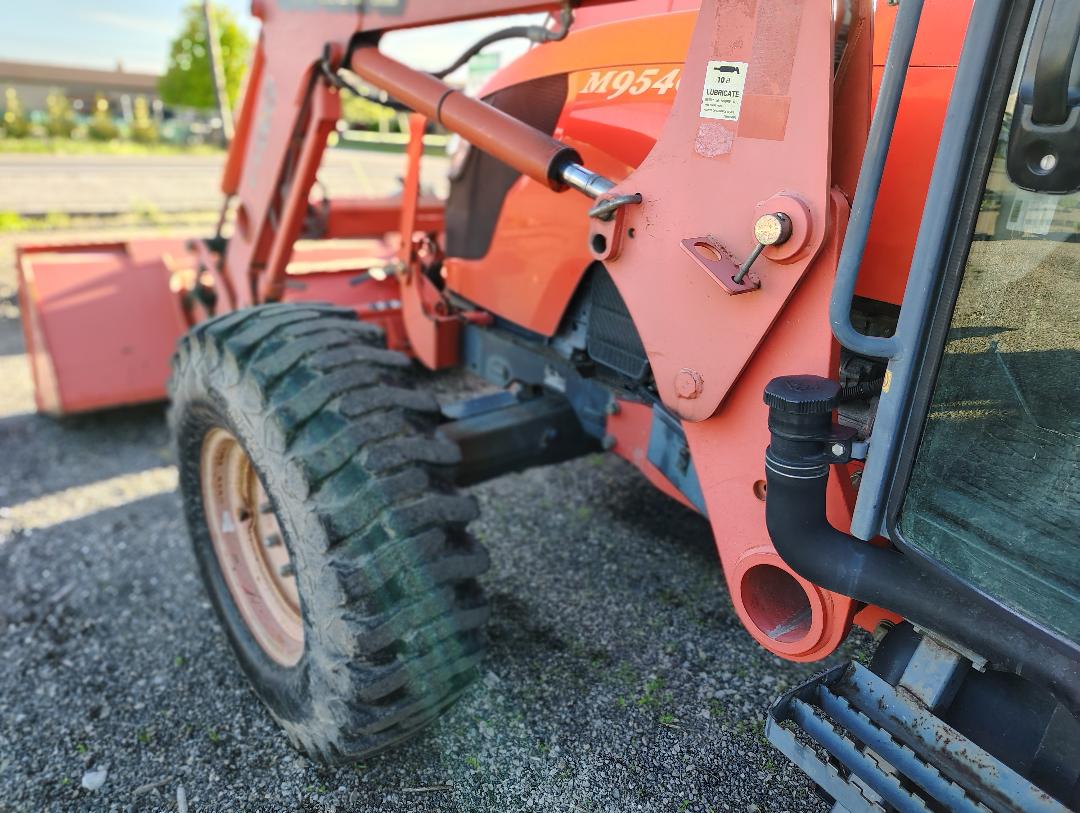 2009 KUBOTA M9540D - Image 9